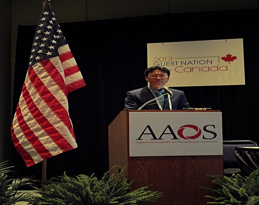 2013 AAOS chicago 165.JPG